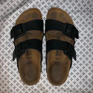 Birkenstock’s Black Size EU 35/ US 4